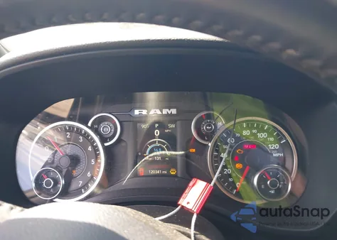 2021 Ram 1500 Big Horn 4X4 5'7 Box from USA, damaged, VIN 1C6SRFFT4MN567699